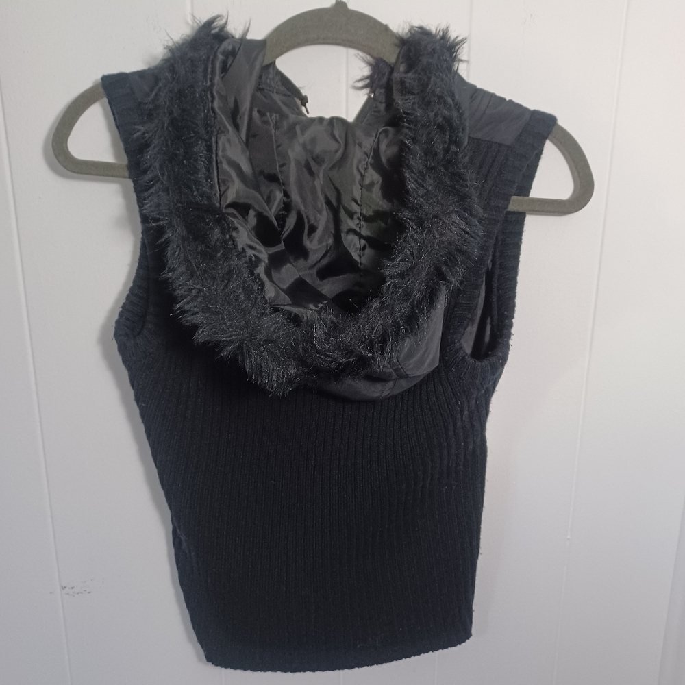 Y2K Winter Vest - Picture 4 of 8